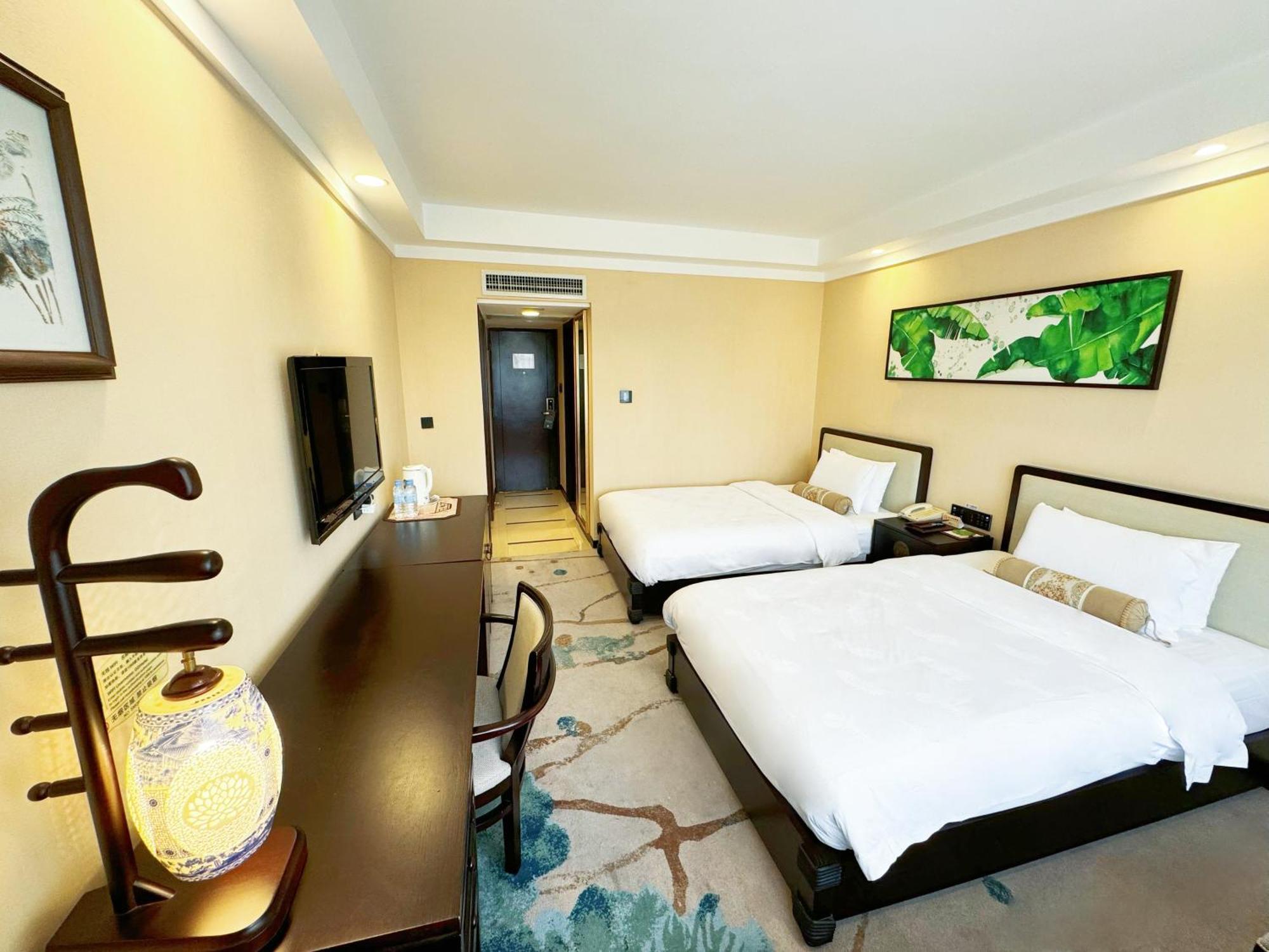 Guangdong Hotel-Free Shuttle & Registration Counter Service During Canton Fair Eksteriør bilde